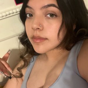 Meet your Posher, Esmeralda